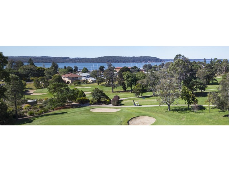 2/21 Bavarde Avenue, Batemans Bay NSW 2536