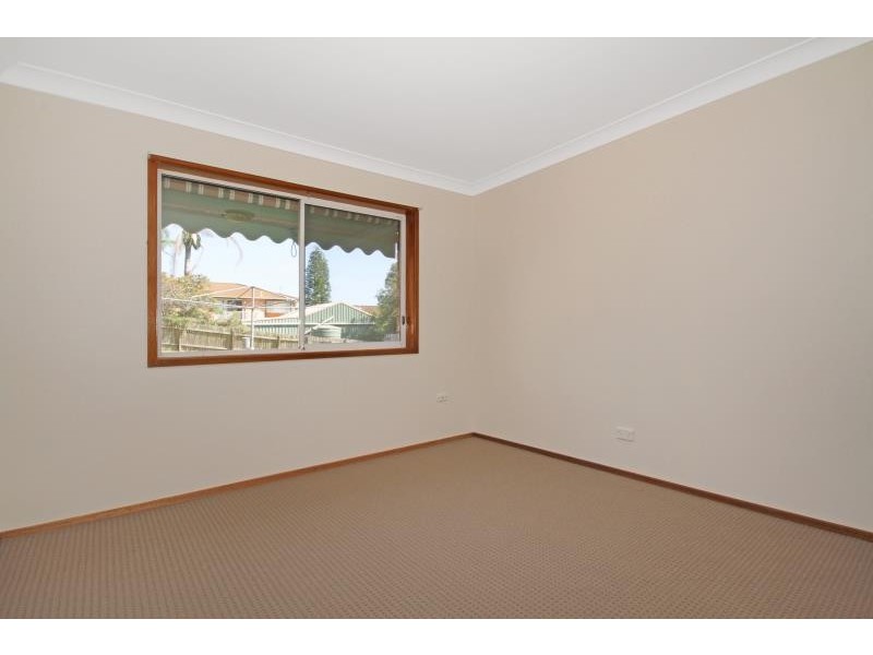 61 Ocean Avenue, Surf Beach NSW 2536