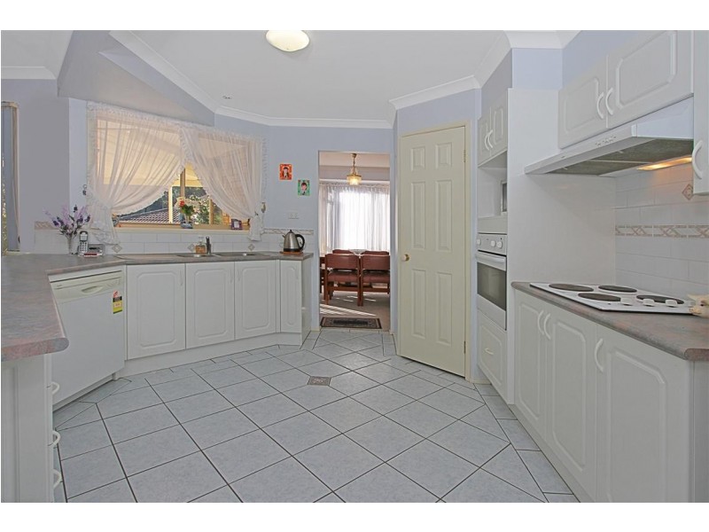 78 Melaleuca Crescent, Catalina NSW 2536