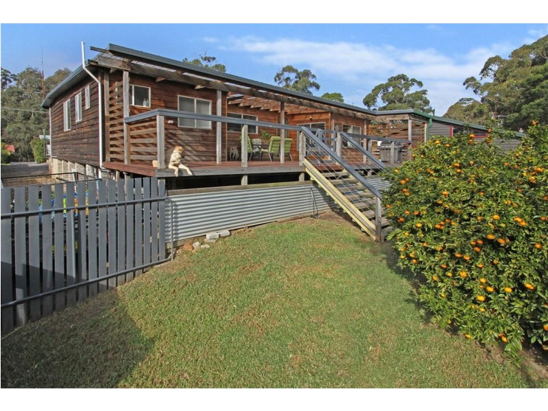 17 Long Beach Road, Long Beach NSW 2536