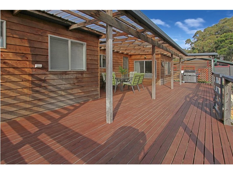 17 Long Beach Road, Long Beach NSW 2536