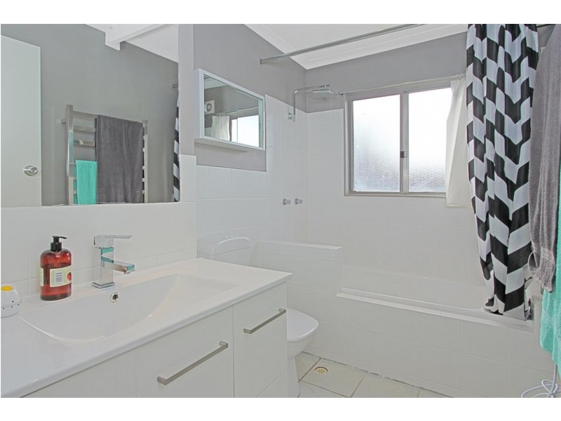 17 Long Beach Road, Long Beach NSW 2536