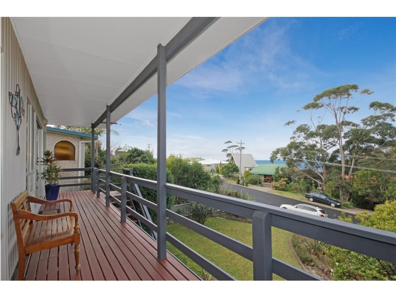 43 Iluka Avenue, Malua Bay NSW 2536