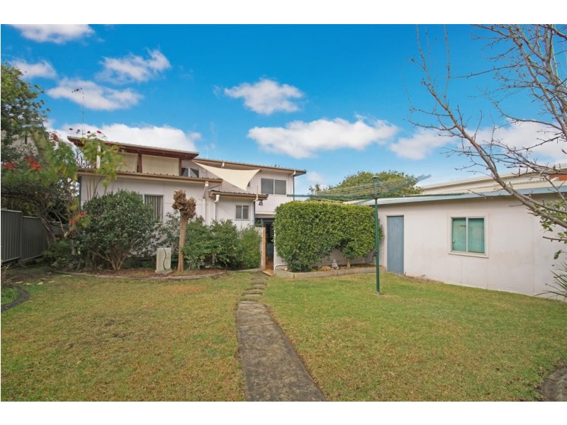 43 Iluka Avenue, Malua Bay NSW 2536