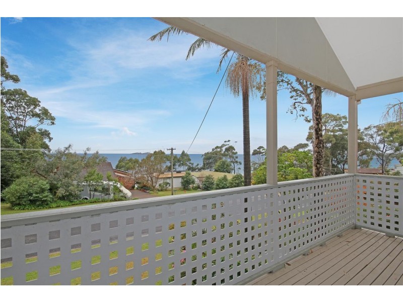 16 Burrawang Crescent, Sunshine Bay NSW 2536
