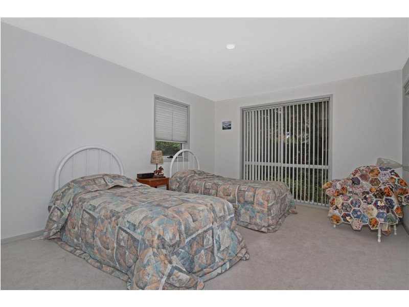 16 Burrawang Crescent, Sunshine Bay NSW 2536