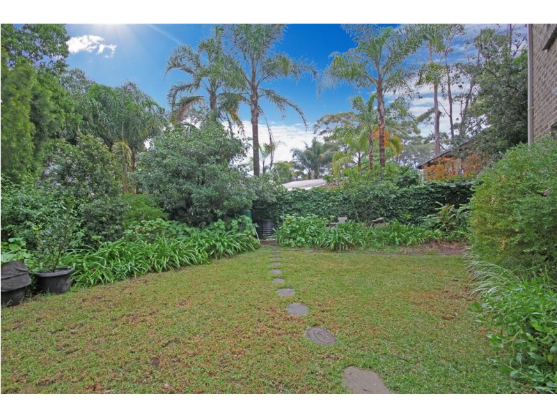 16 Burrawang Crescent, Sunshine Bay NSW 2536
