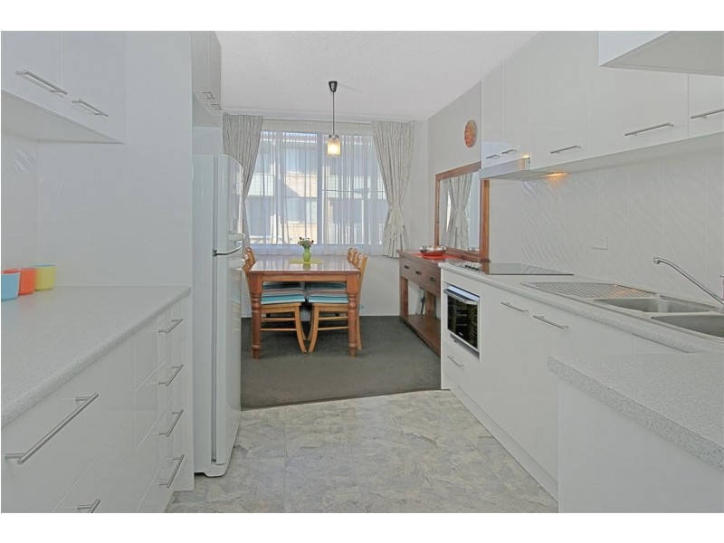 16/230 Beach Road, Batehaven NSW 2536