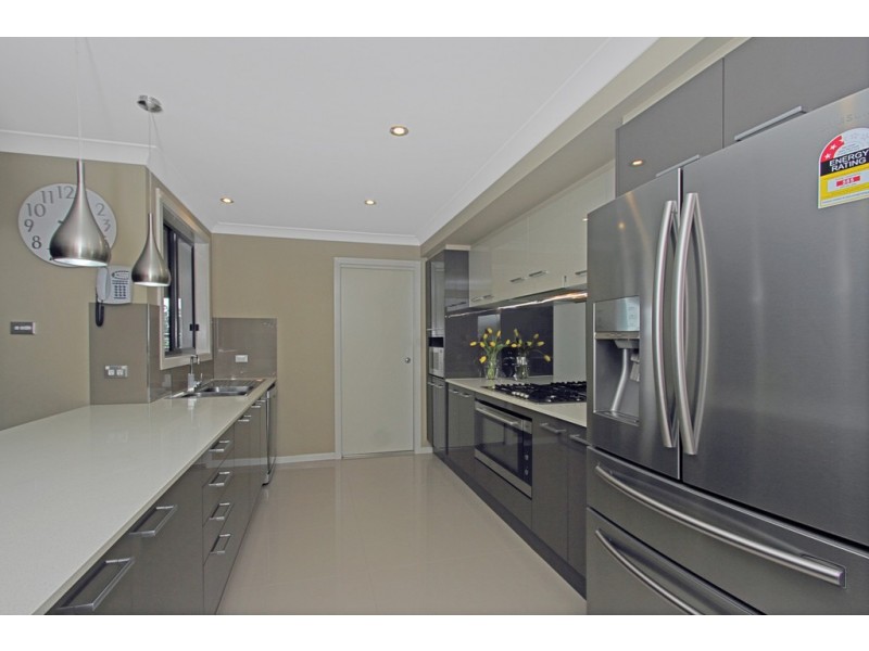 4 Freycinet Drive, Sunshine Bay NSW 2536