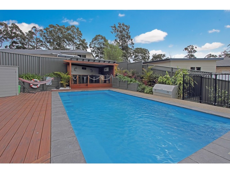 4 Freycinet Drive, Sunshine Bay NSW 2536