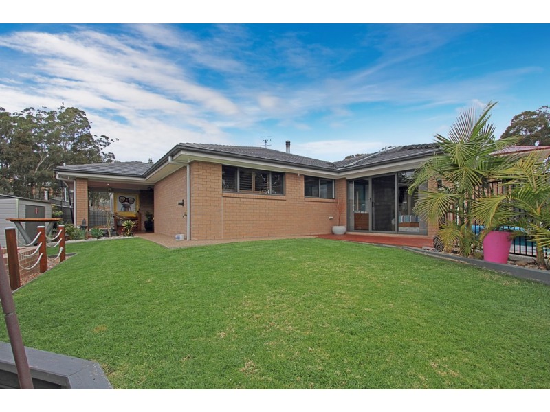 4 Freycinet Drive, Sunshine Bay NSW 2536