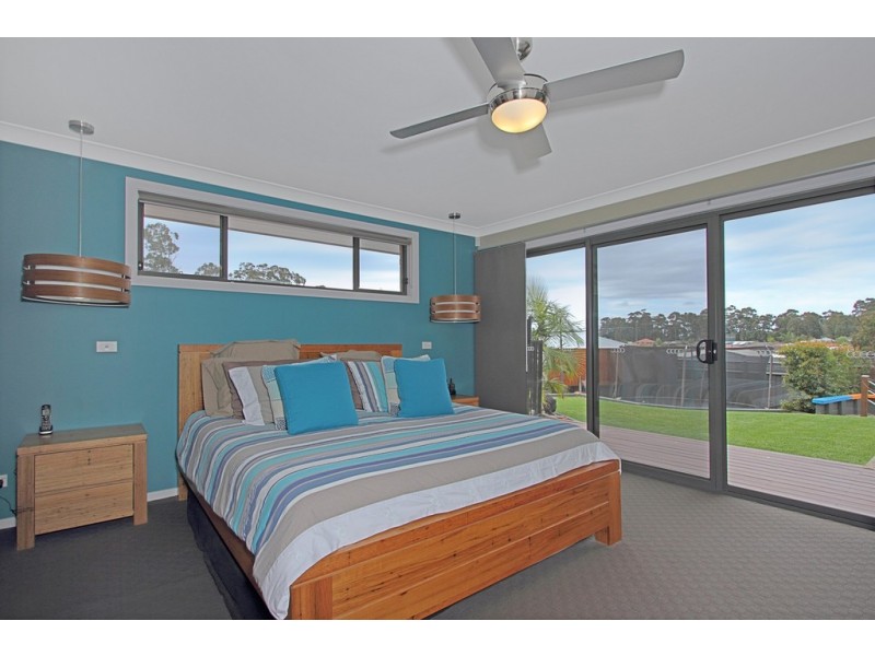 4 Freycinet Drive, Sunshine Bay NSW 2536