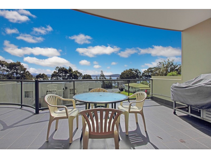 13/5 Crag Road, Batehaven NSW 2536
