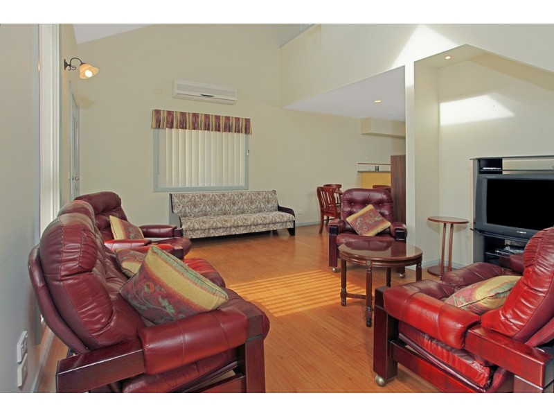 2/20 Pacific Street, Batemans Bay NSW 2536