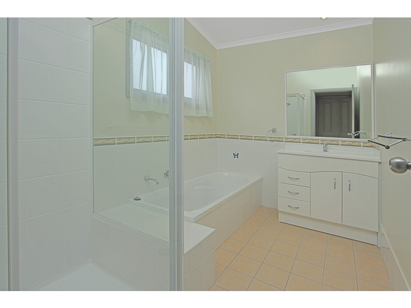 2/20 Pacific Street, Batemans Bay NSW 2536