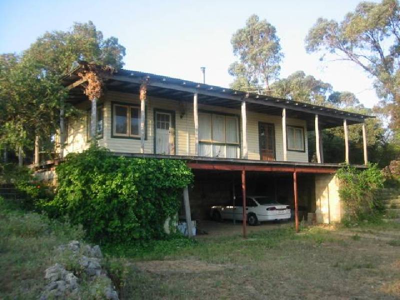 209 Dalisan Avenue, Wattleup WA 6166