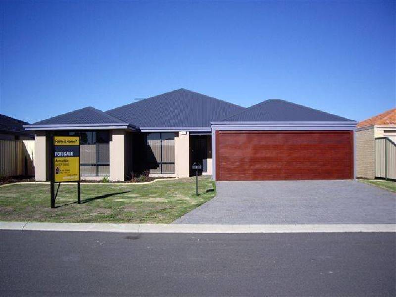5 Glasgow Way, Seville Grove WA 6112
