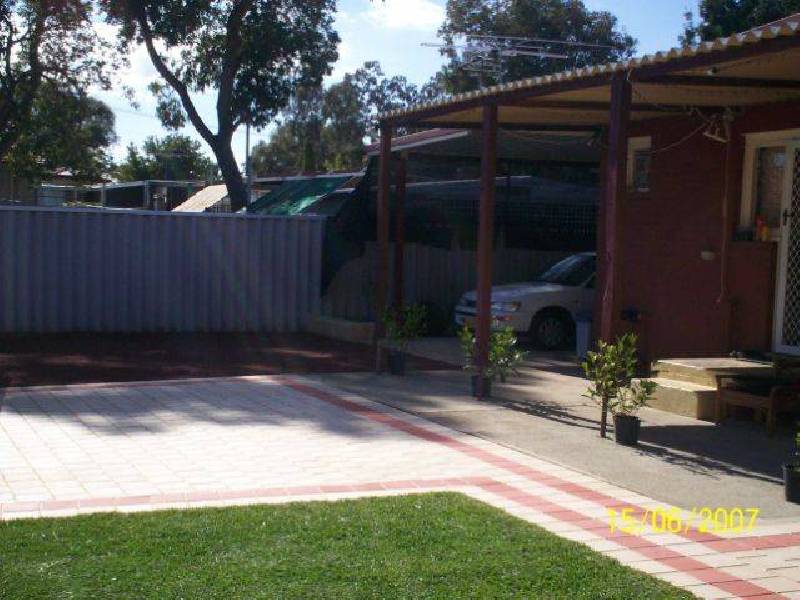 5 Detling Court, Kelmscott WA 6111