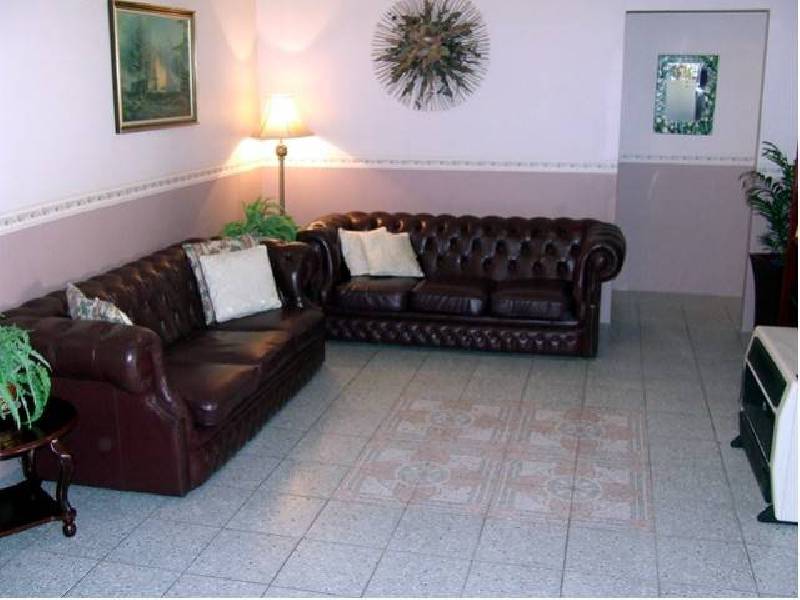 10 Exmouth Place, Thornlie WA 6108