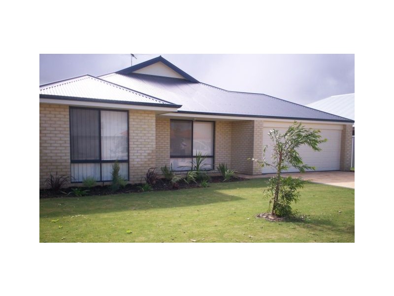 3 Peaceful Bay Promenade, Secret Harbour WA 6173