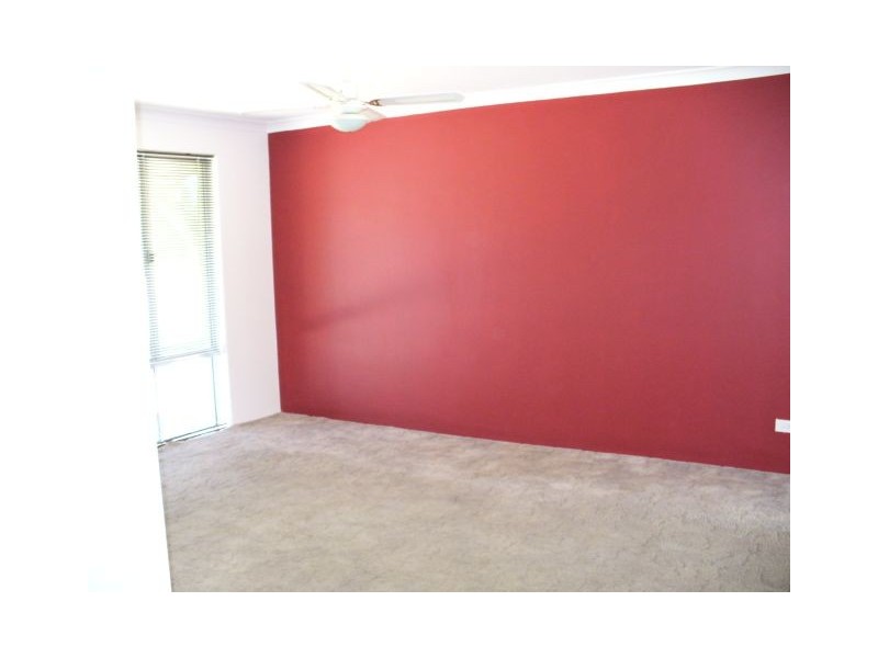 24 Chisholm Circle, Seville Grove WA 6112