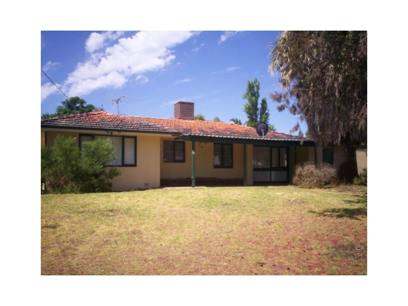 34 Tarrawan Road, Armadale WA 6112