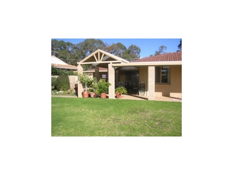 24 Brown St, Byford WA 6122