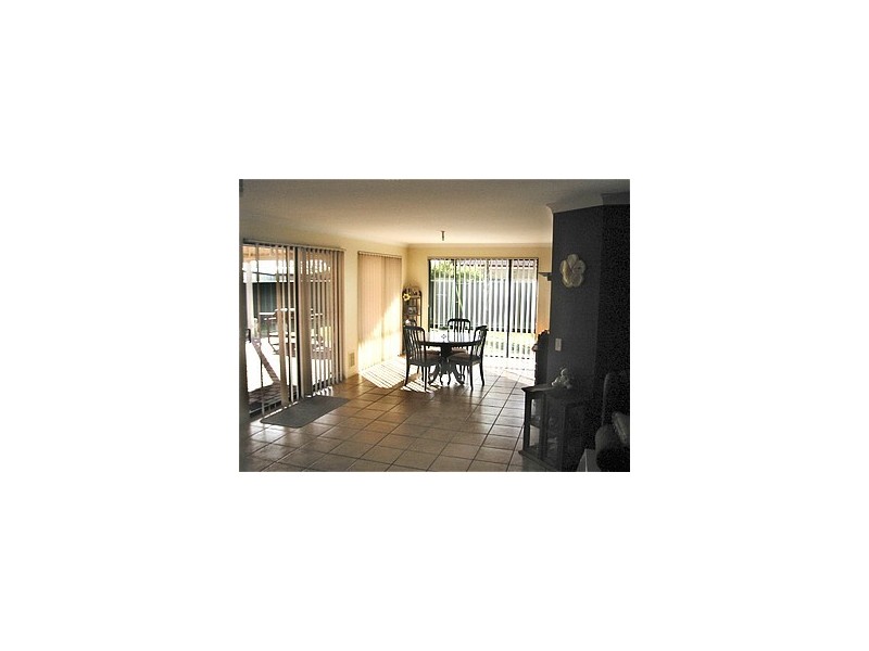 27  Wauhop Circle, Beeliar WA 6164