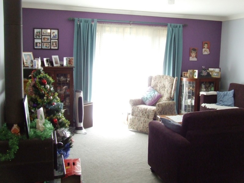 5 Cousens St, Jarrahdale WA 6124