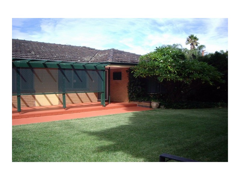 22 Angelo Street, Armadale WA 6112