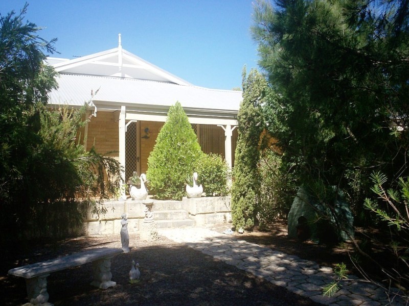 17 Malarkey, Byford WA 6122