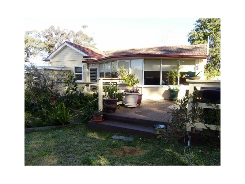 18 Lee Road, Winmalee NSW 2777