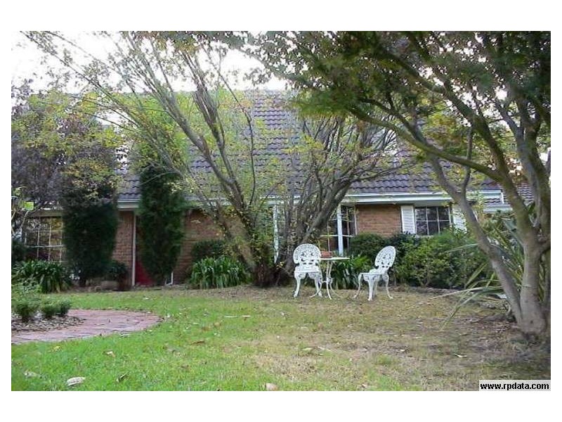 10 Grey Gums Avenue, Woodford NSW 2778