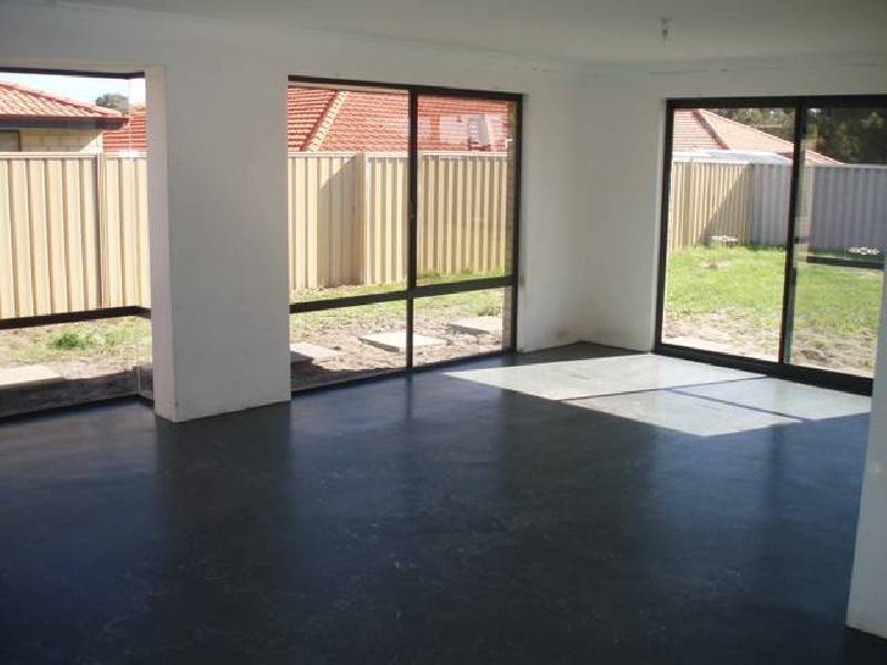 3 Beroona Way, South Lake WA 6164