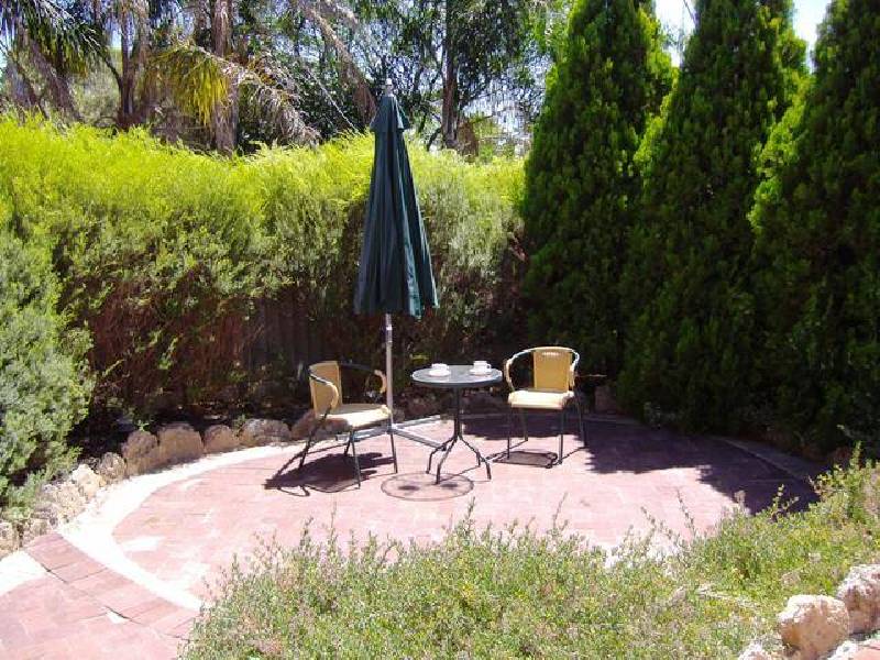 18 Goldsmith Drive, Wellard WA 6170