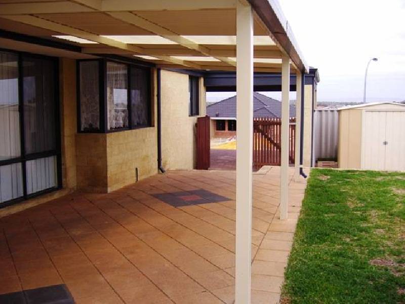 82 Warner Road, Parmelia WA 6167