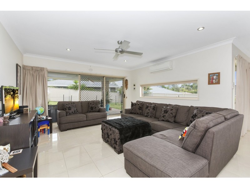 14 Terrigal Street, Pottsville NSW 2489