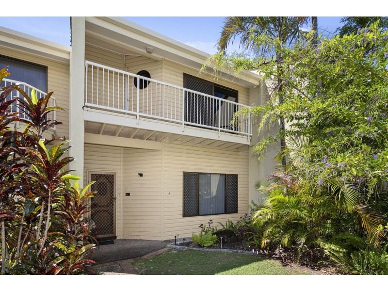 7 / 90 Keith Compton Drive, Tweed Heads NSW 2485