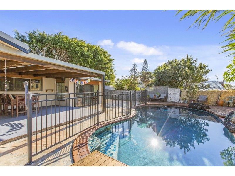 89 Cominan Avenue, Banora Point NSW 2486