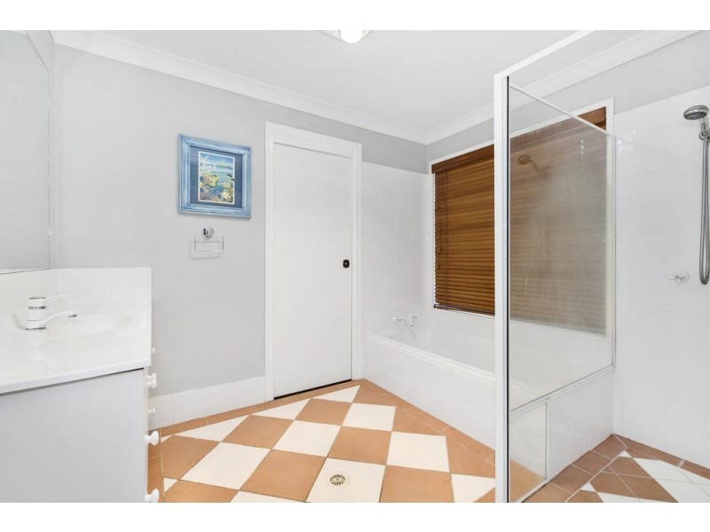 89 Cominan Avenue, Banora Point NSW 2486