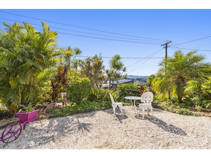 37 Peninsula Drive, Bilambil Heights NSW 2486
