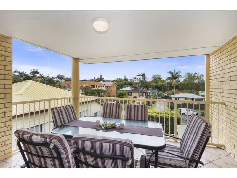 6 / 72 Stapylton Street, Coolangatta QLD 4225
