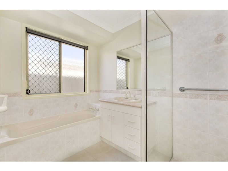 2 / 9 Rosnay Court, Banora Point NSW 2486