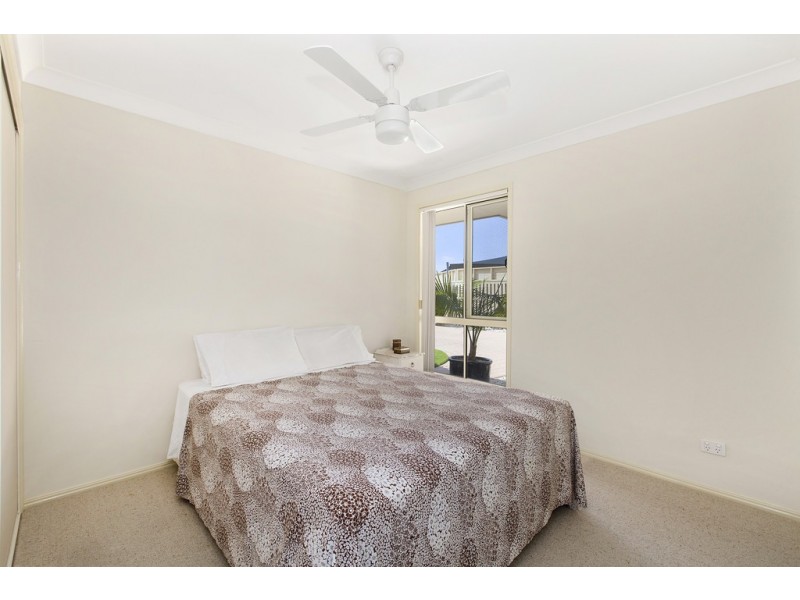 2 / 9 Rosnay Court, Banora Point NSW 2486