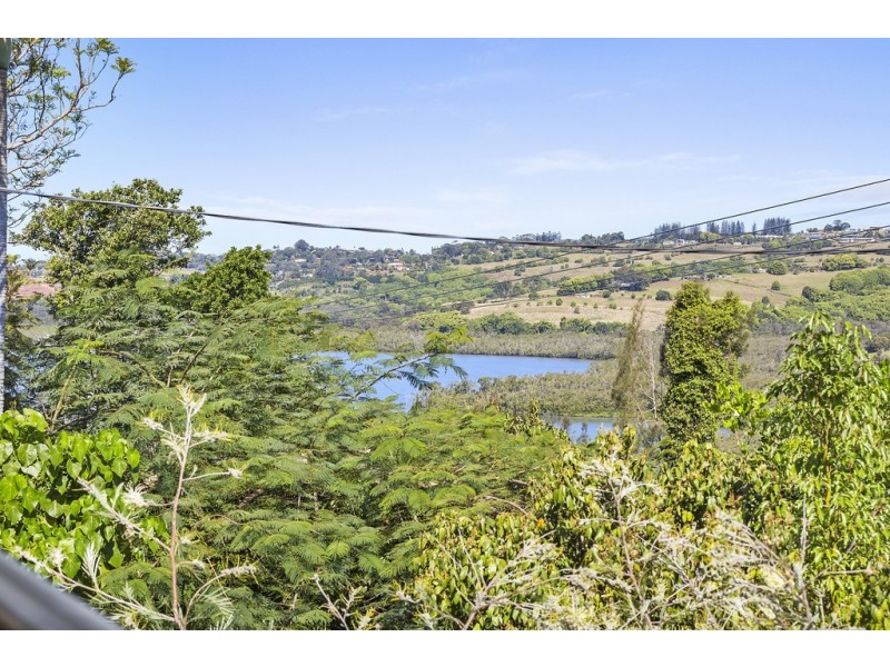 30 Broadwater Esplanade, Bilambil Heights NSW 2486