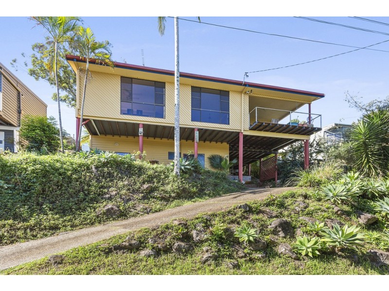 30 Broadwater Esplanade, Bilambil Heights NSW 2486