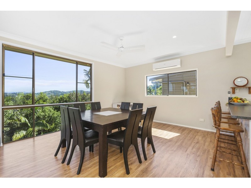 30 Broadwater Esplanade, Bilambil Heights NSW 2486