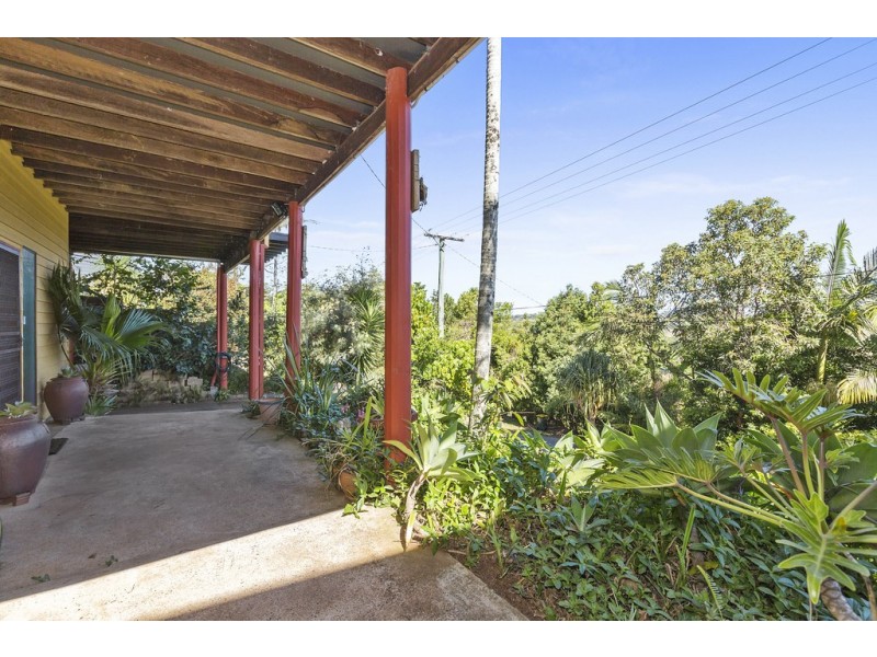 30 Broadwater Esplanade, Bilambil Heights NSW 2486