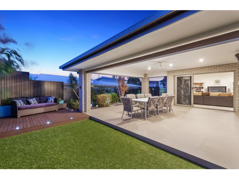 14 Lennox Circuit, Pottsville NSW 2489