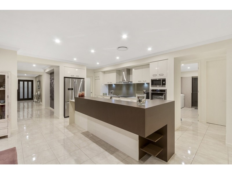 14 Lennox Circuit, Pottsville NSW 2489